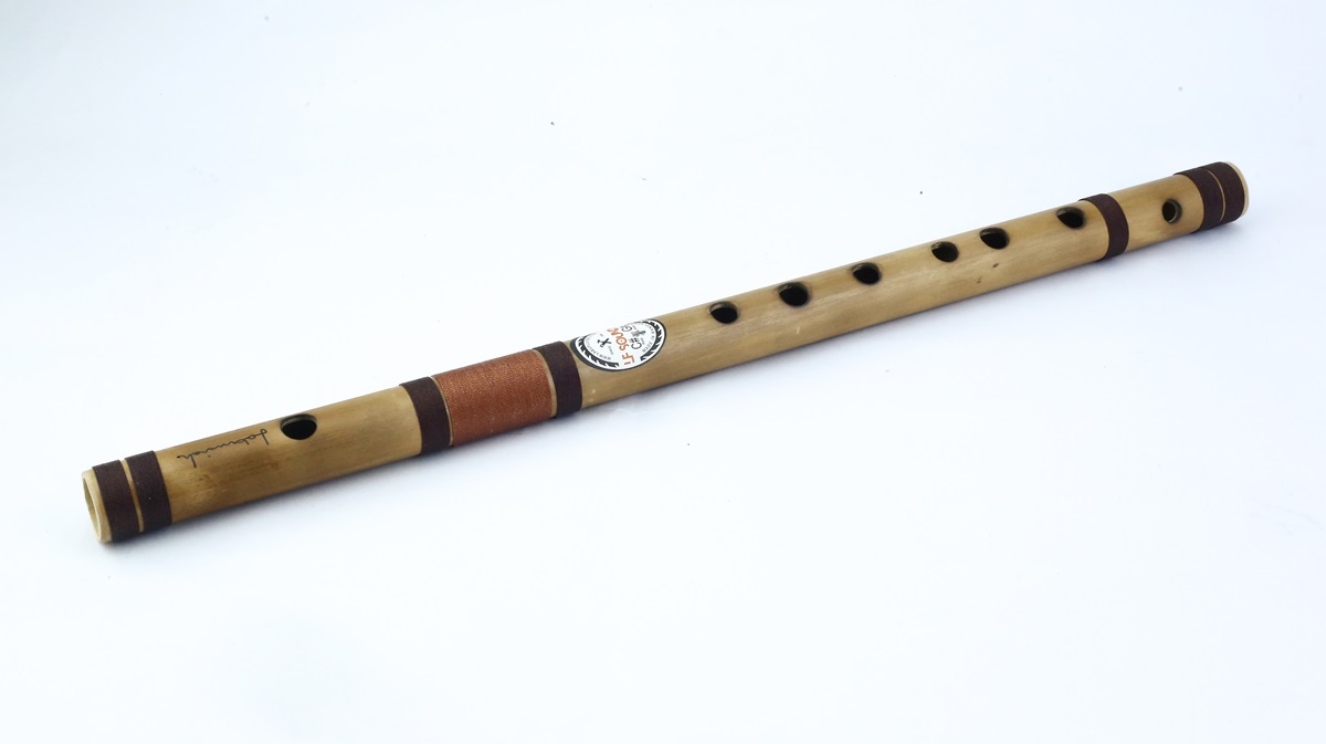 C Sharp Medium Signature Pro Bansuri Flute C Sharp Medium Signature Pro Bansuri Flute
